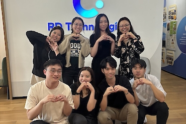 Jessie Ho – RD Holdings image 2 of 2 